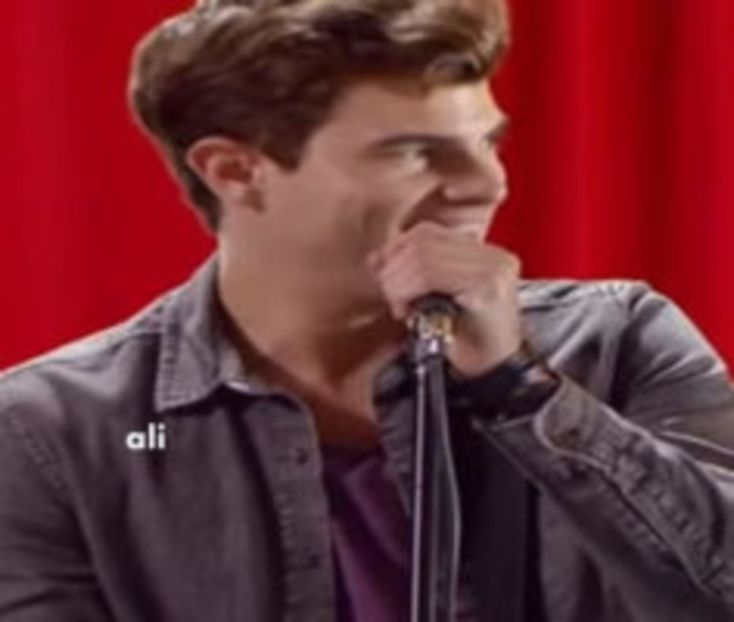 107500474_DDDHNVA3 - 01 aconcert