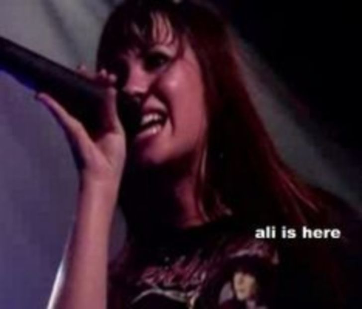 107500481_APOMUDH - 01 aconcert