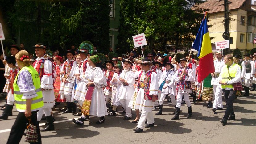  - SARBATOAREA COSTUMULUI POPULAR 2017