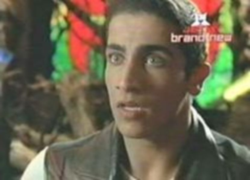 107510641_RVHEWSY3 - 01 magix - pmdm