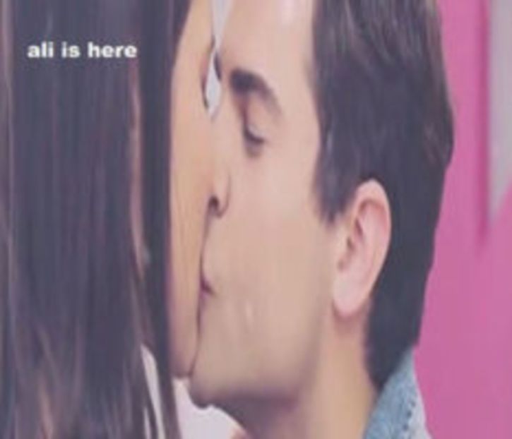 107182790_YCQOCSY3 - 01 violetta - pmdm