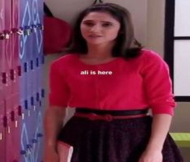 107284510_ZSIMFIE3 - 01 violetta - pmdm