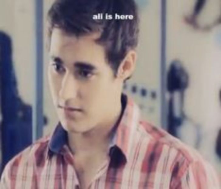 107346531_IIHLQPD - 01 violetta - pmdm