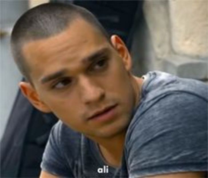 107284427_JNRQOPI3 - 01 vlad - pmdm - 2