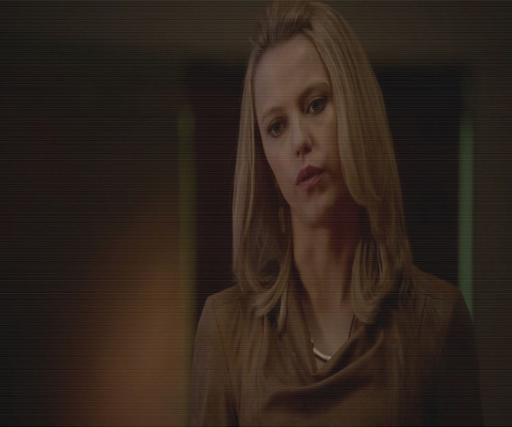 ╰✿μλbuoϝᴉc❥.; # Apare din fum, făcându-și loc printre toți oamenii care dansau pe acolo și-i observă - enjoy music at mystic club