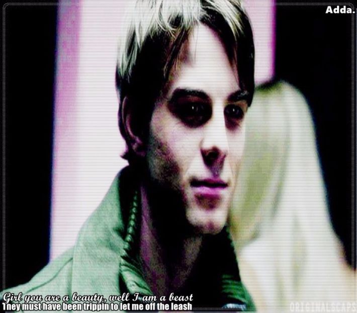 》*după ce termină, vine spre ele, luând-o pe Freya de după gât, se șterge cu cealaltă + - enjoy music at mystic club