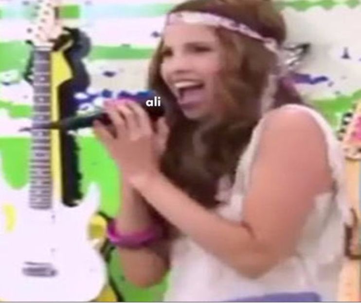 107815324_CJYJNKH - 01 aconcert