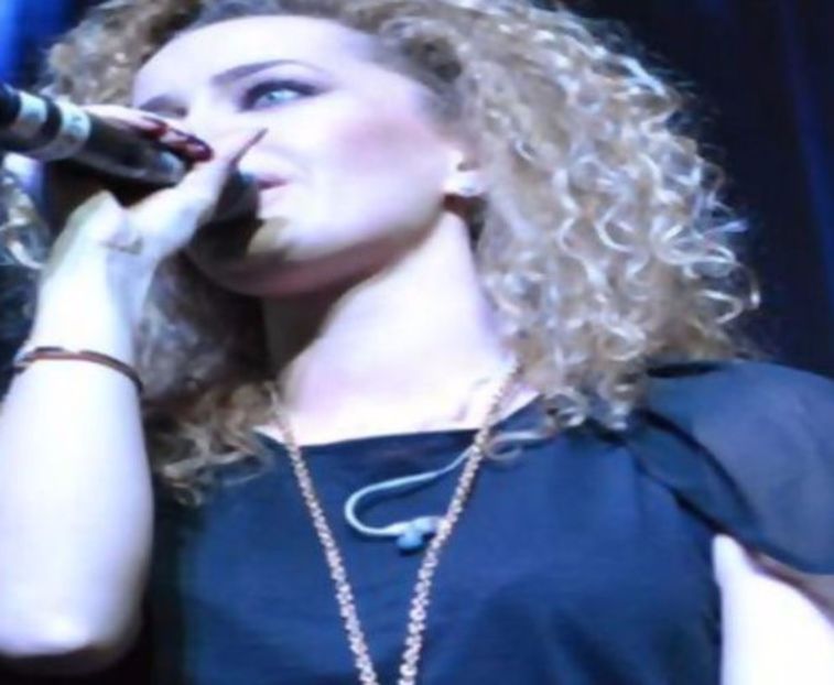 108055360_DQZYIJJ - 01 aconcert
