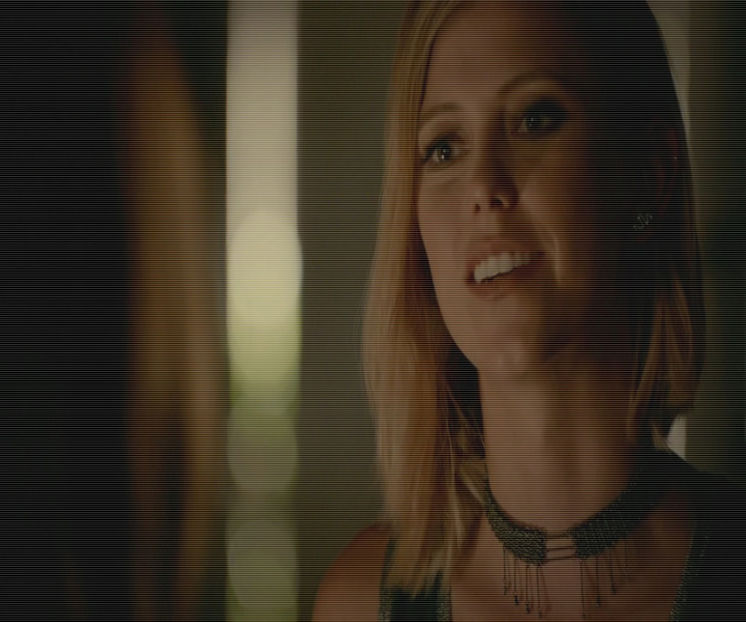 ╰✿μλbuoϝᴉc❥.; # Își întoarce privirea spre Kol, când o apucă de după gât și își dă ochii peste cap c - enjoy music at mystic club