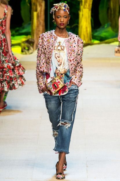 hbz-mfw-ss17-best-looks-dolce-and-gabbana-57-imaxtree-800x1200 - fashion and style e