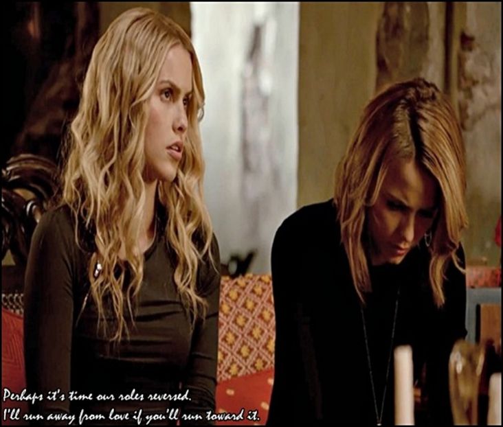 → (se uită la ea făcând ochii mari) Da? Păi are perfectă dreptate.. doar că ţie-ţi ies mai bine cl. - 01 x welcome to mystic falls