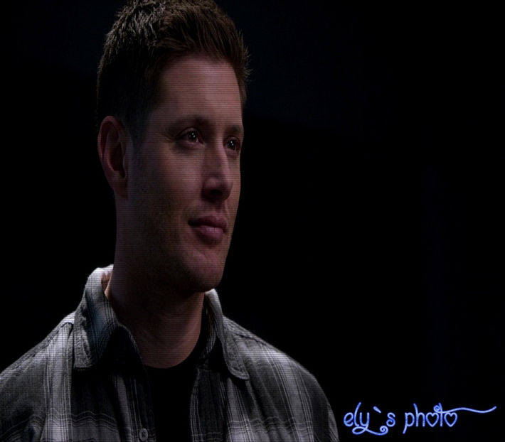 ✪ Ma bucur sa aud asta. Da, voiam si suvenir, unul mic ca sa-l tin in masina si in acest fel + - 01 x welcome to mystic falls