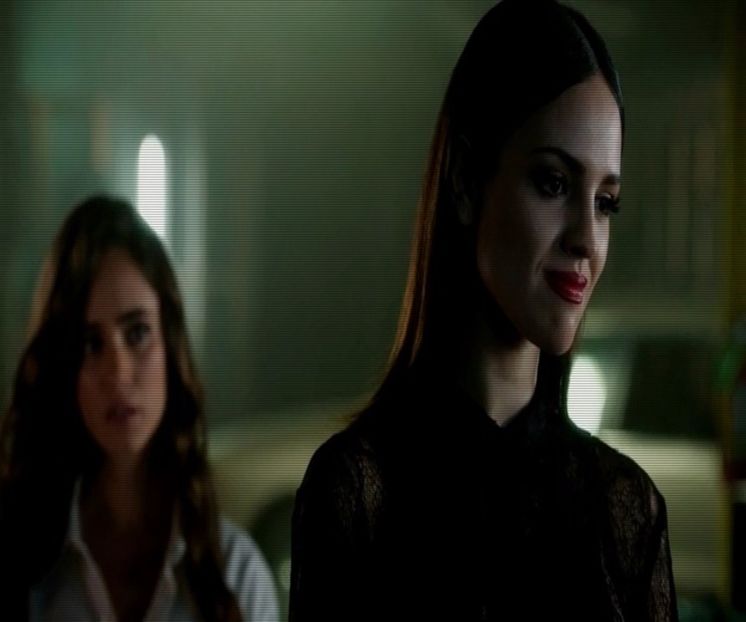 ☽━ Oftez scurt și mă sprijin de copacul din spatele meu când văd că pagina pe care o accesam este - 1x01-open up to new experiences