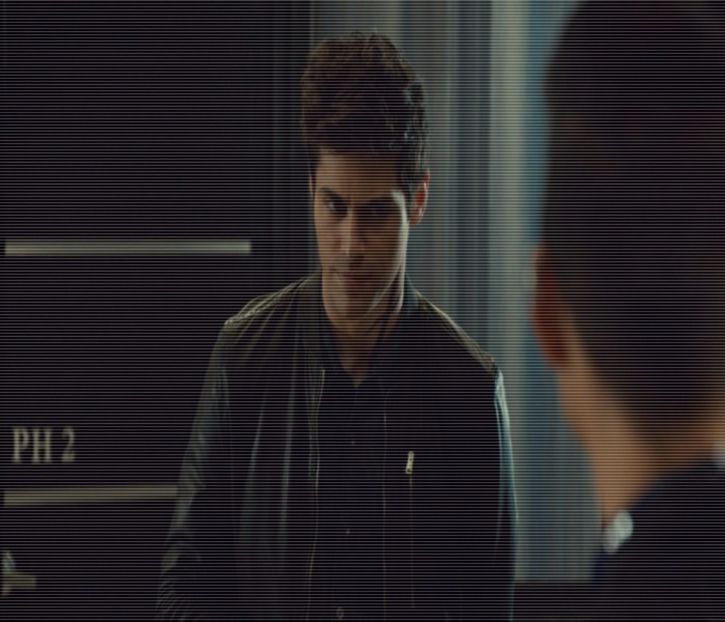 ̷͡︽.　·sǝuoq·♥̷̥l̍̍l̍̍i̍̍ʜ̍ɔ̍.; -lă ceva interesant pe aici sau e totul la fel de monoton?”, îl între - 1x01-open up to new experiences
