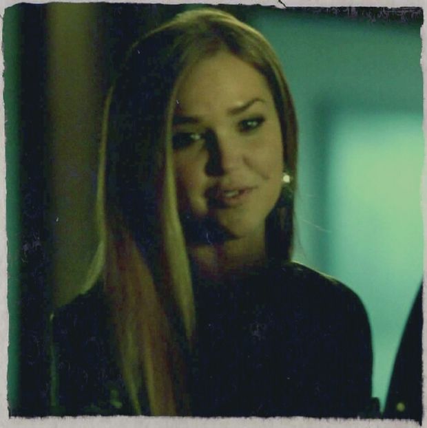 ╬ ﻉ√٥ﺎ; Sau poate doar o sa ti mana unde ai nevoie si iti imaginezi asta. *baga toata inghetata in - 01 x welcome to mystic falls