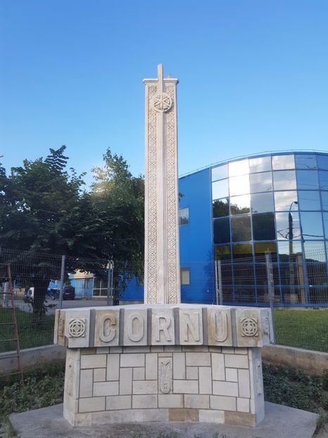  - CORNU monument
