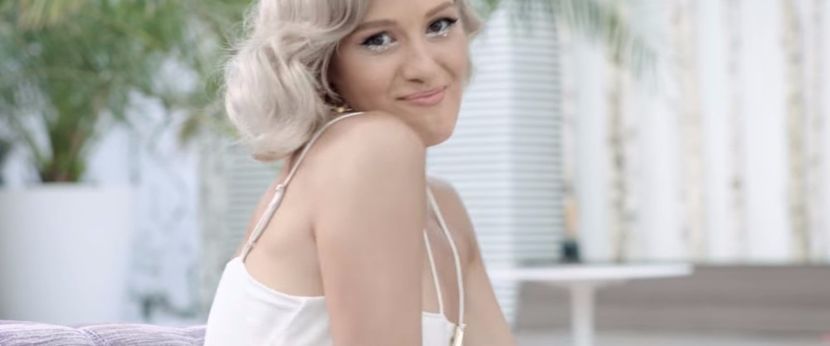 bandicam 2017-07-06 14-53-21-645 - A - Imbracati sau goi