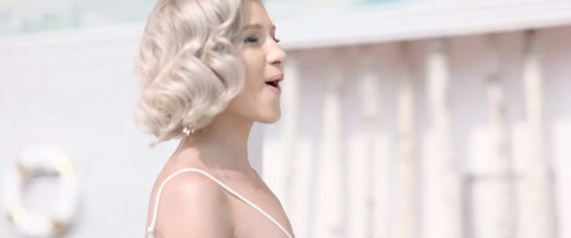 bandicam 2017-07-06 14-53-26-511 - A - Imbracati sau goi