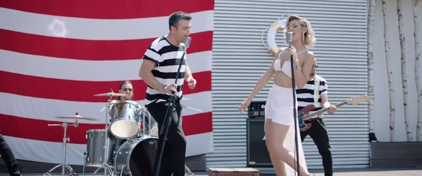 bandicam 2017-07-06 14-55-26-602 - A - Imbracati sau goi