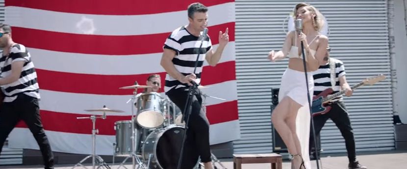 bandicam 2017-07-06 14-55-26-851 - A - Imbracati sau goi