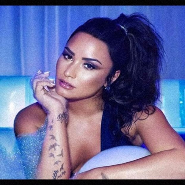 ♡ This picture was posted on 06July. - trying to be a rainbow challenge2