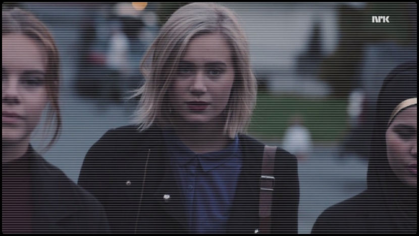 ▬ destul de aproape de hotel. Odată ajunsă în fața acestuia, îl văd pe Matthew la - when im wu i get wildthoughts 01