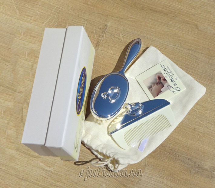 set-perie-pieptan-bambino - Cadouri de botez pentru bebelusi