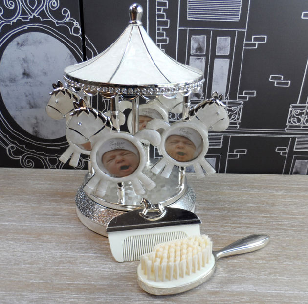 carusel-set-perie-pieptene-Bambino-SP-418lei-CG582G868 - Idei cadouri bebelusi colectia Juliana