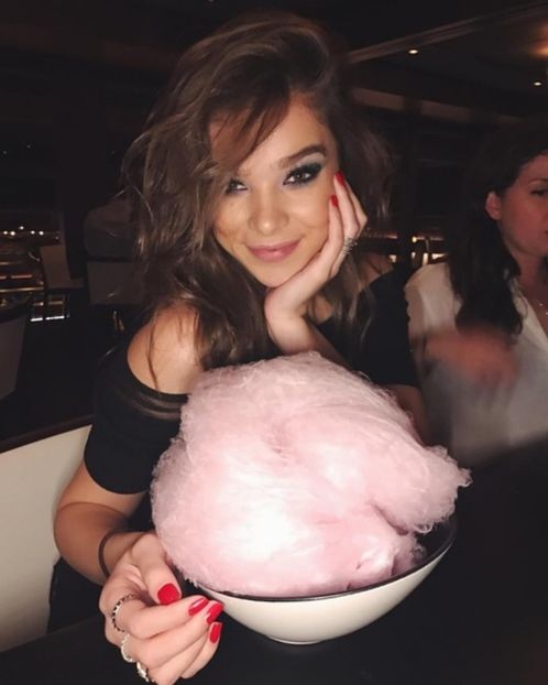 large (9) - hailee steinfelddd