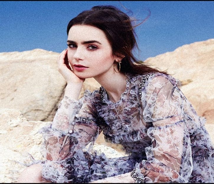 ▰ Lily Collins has ̤̤̤̤0̤6̤ votes. - lost in my bed and lost in my head