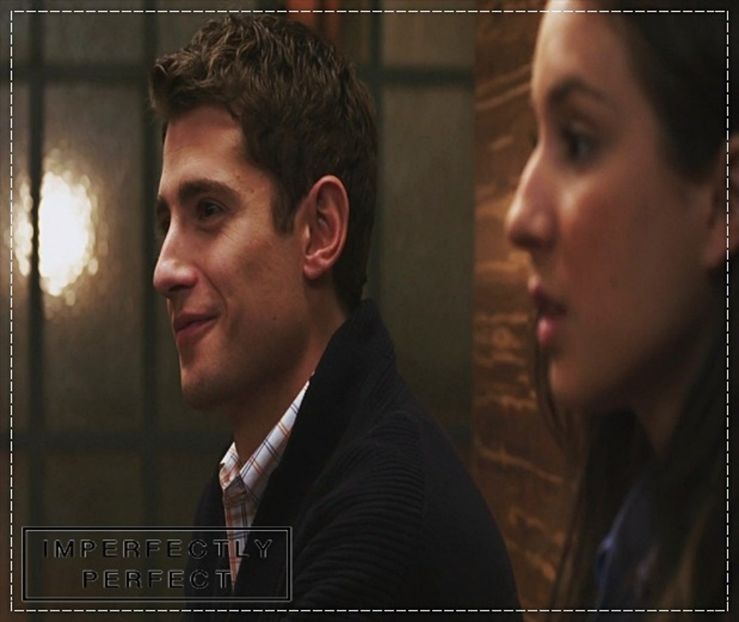 ┇» Da, concediu.. şi sper să mă bucur din plin de el. :)) (se uită la ea şi îi face din ochi) - - epis x 01 - got a secret