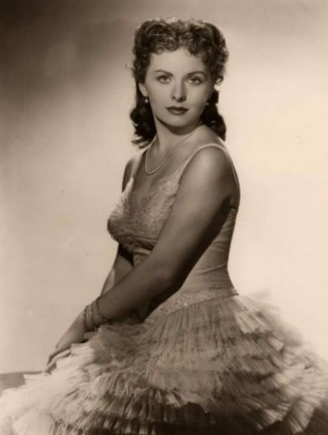 wpxbs6krw465pwb4 - Jeanne Crain