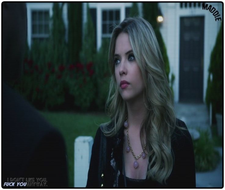 »; a, ce repede am ajuns. stai aproape. ;;se uită la casă, apoi la el;; păi, nu aveai de clk;; - epis x 01 - got a secret