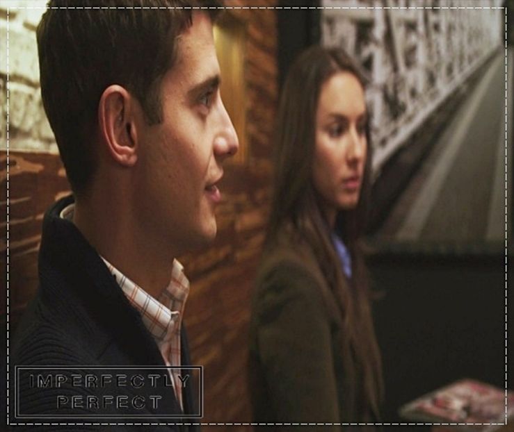 ┇» Okay, mai rămân, dacă insistaţi :)) .. (râde scurt) Poate ne mai vedem, nu intră zilele - - epis x 01 - got a secret