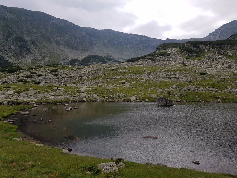 Lacul Zanoaga Stanei - Frumuseti in M-tii Parang 2017