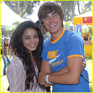 vanessa-hudgens-zac-efron-tummy - Vanessa Hudgens