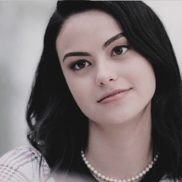 - Ahm , Buna? ( intra in camera , se uita la ei ciudat deoarece ii aude cum canta) - you got a fetish for my love - ep 01