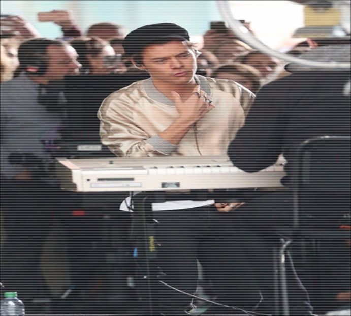 ╰k̷̷e̷̷e̷̷p̷ ̷♥̷ɓuıʇɥɓıɟ.; Pe tine draga mea, dar pentru început m-aș mulțumi și cu un pupic - you got a fetish for my love - ep 01