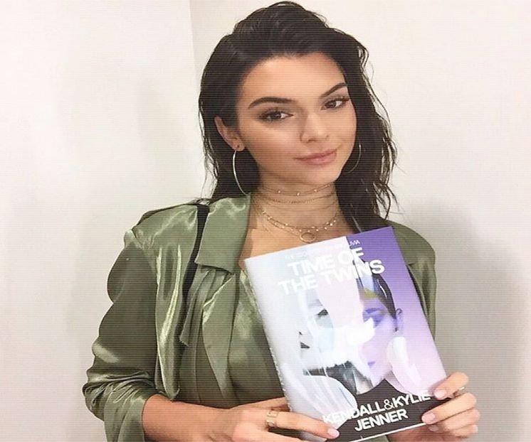 — c̮r̮u̮e̮l̮♥̷ǝɔuǝʇsᴉxǝ.; Ey, dar de ce să stai după mine? Până mă hotărăsc eu îți faci 3 - you got a fetish for my love - ep 01