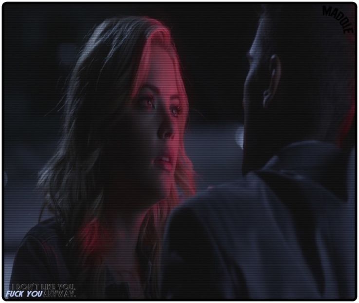 »; ;;când ajung în fața casei se opresc;; Prea târziu:)) ;;râde ușor; dă să intre;; clk;; - epis x 02 - can you keep it?