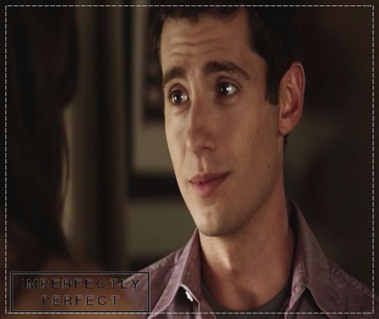 ┇» (se uită ciudat la uşă imeidat ce practic se trezeşte cu ea "în față", se - - epis x 02 - can you keep it?