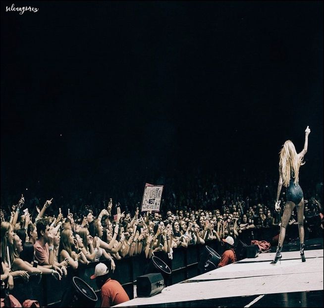 - A, da, nu m-am prezentat, ce necioplită sunt :( sunt Maria :)) - you got a fetish for my love - ep 01