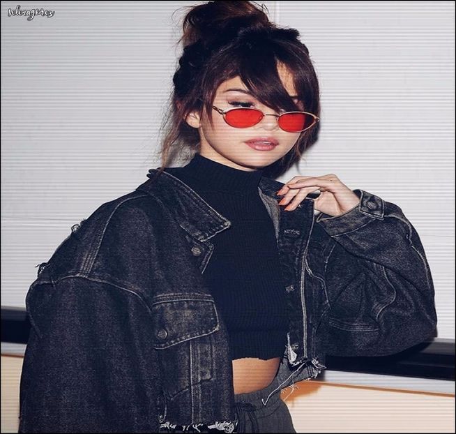 - #își dă ochii peste cap într-un mod jucăuș și o ia în brațe. Te simți cl. - you got a fetish for my love - ep 01