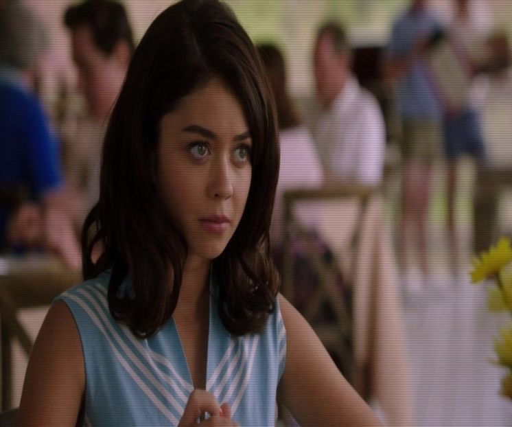 — Îl privesc zâmbind când se așează lângă mine însă o întrebare mă roade și ajung să o - epis x 02 - can you keep it?