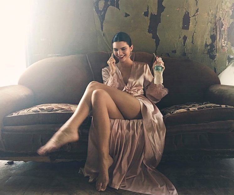 — c̮r̮u̮e̮l̮♥̷ǝɔuǝʇsᴉxǝ.; Siguuuur.:)) #Rosalinda. Bine, mă plictisesc, tu ce faci?:( #Cam. - you got a fetish for my love - ep 01