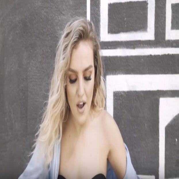 ﾒɹǝʌo⅂ʇɐɔ Oh, minunat. *imi arunc papucii din picioare prin camera si ma intind, punandu-mi*cl - you got a fetish for my love - ep 01