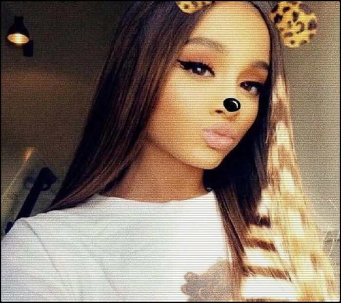 ». #coboară scările leneș, neschimbată de pijamale și se plimbă prin living plictisită - you got a fetish for my love - ep 01