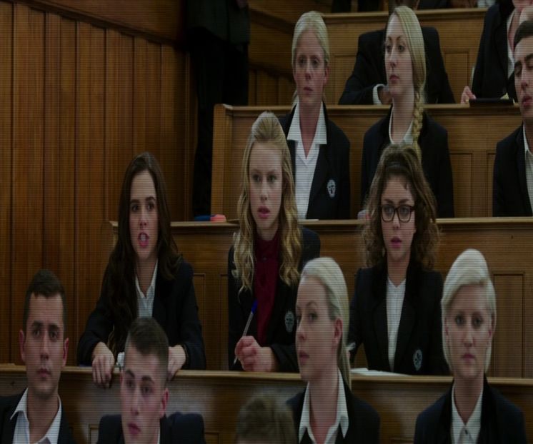 — ❞Știu cum arată o înghesuială. Și ți-am zis că am fost la un bal, bine nu prea am stat la - epis x 02 - can you keep it?