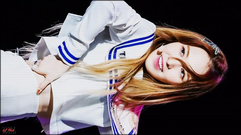 「 Day43 — 웬디 — 26.07.2017 」 - X - RED like a perfect VELVET