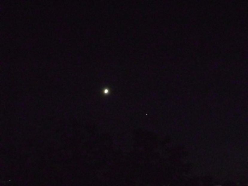 Luna noua si Jupiter in Balanta - Luna - Soarele si norii - 1
